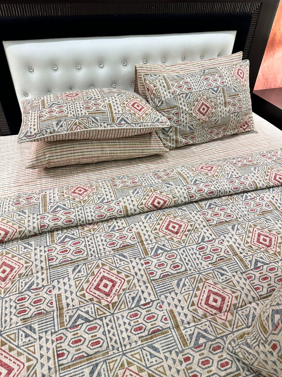 IV540 Cotton Comforter Set - Light Filling