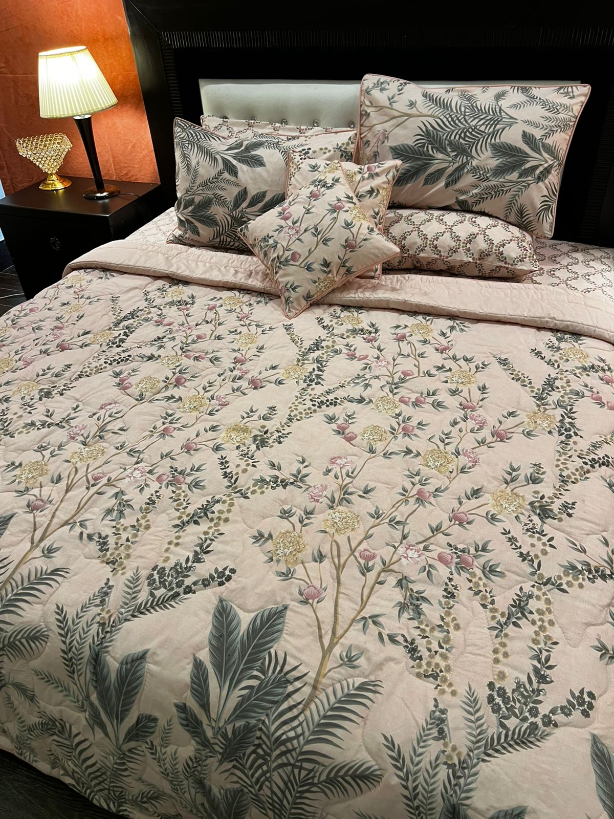 IV683 Cotton Comforter Set - Light Filling