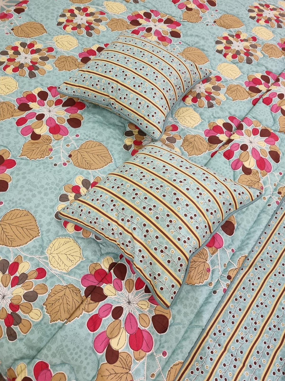 IV506 Cotton Comforter Set - Light Filling