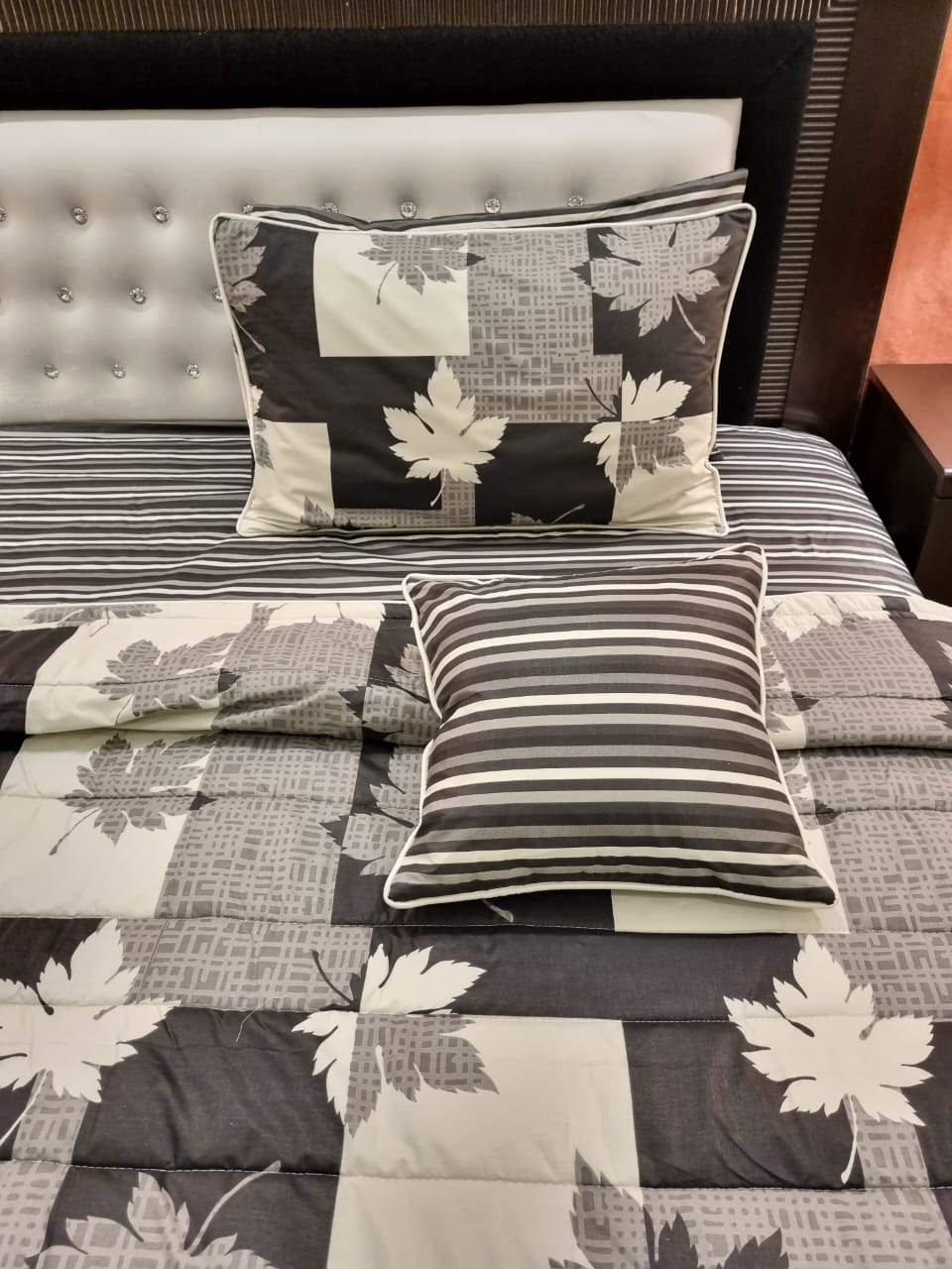 IV493 Cotton Duvet Cover Set - Without Filling