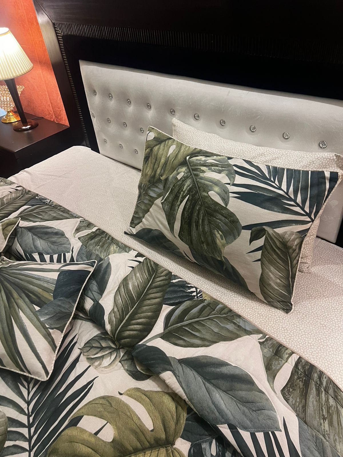 IV638 Cotton Comforter Set - Light Filling