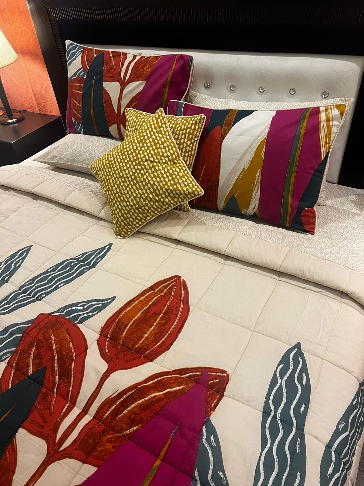 IV637 Cotton Comforter Set - Light Filling