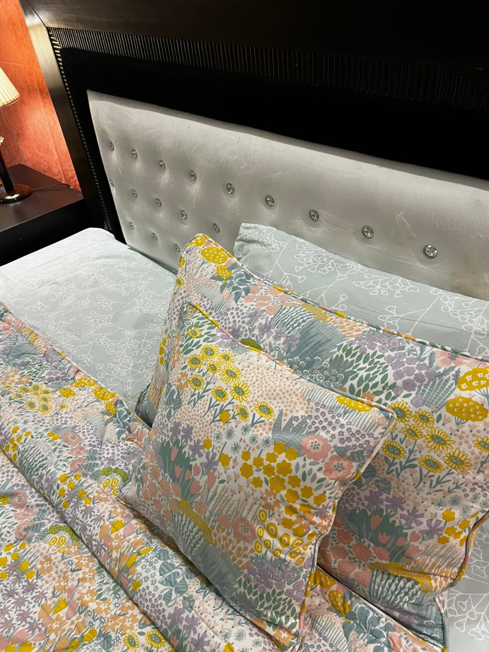 IV673 Cotton Comforter Set - Light Filling