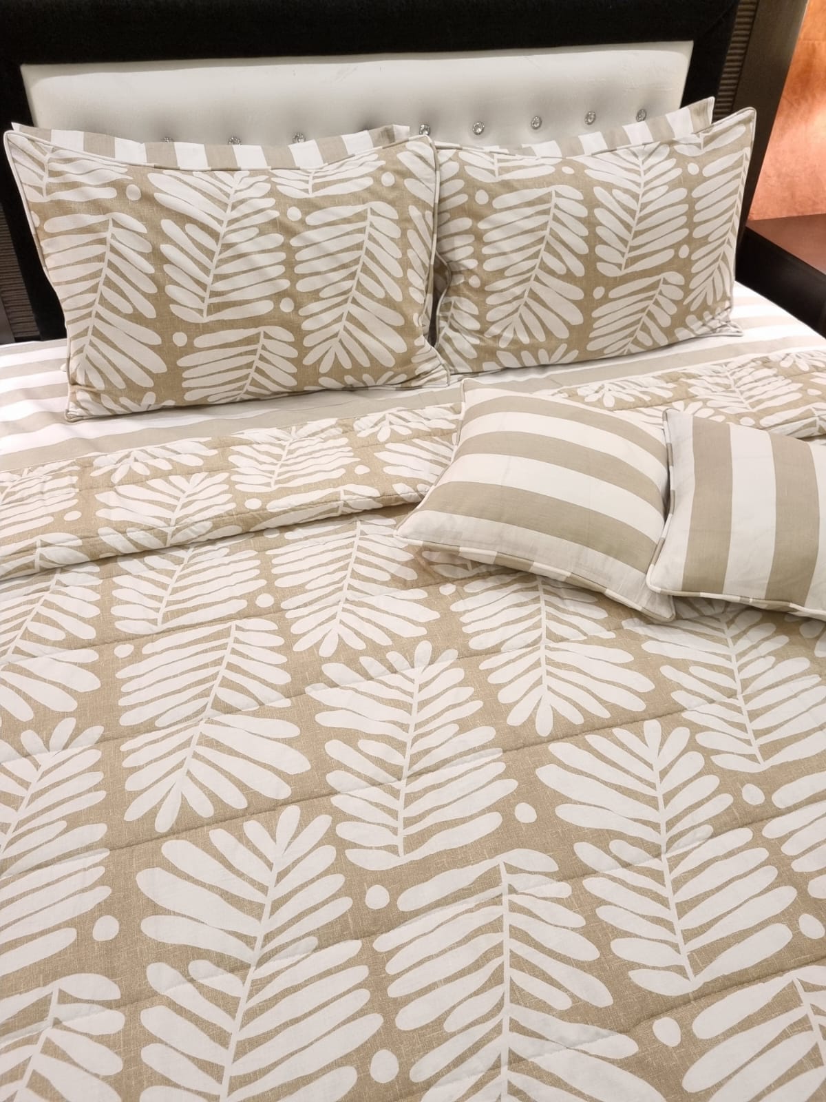 IV507 Duvet Cover Set - Without Filling