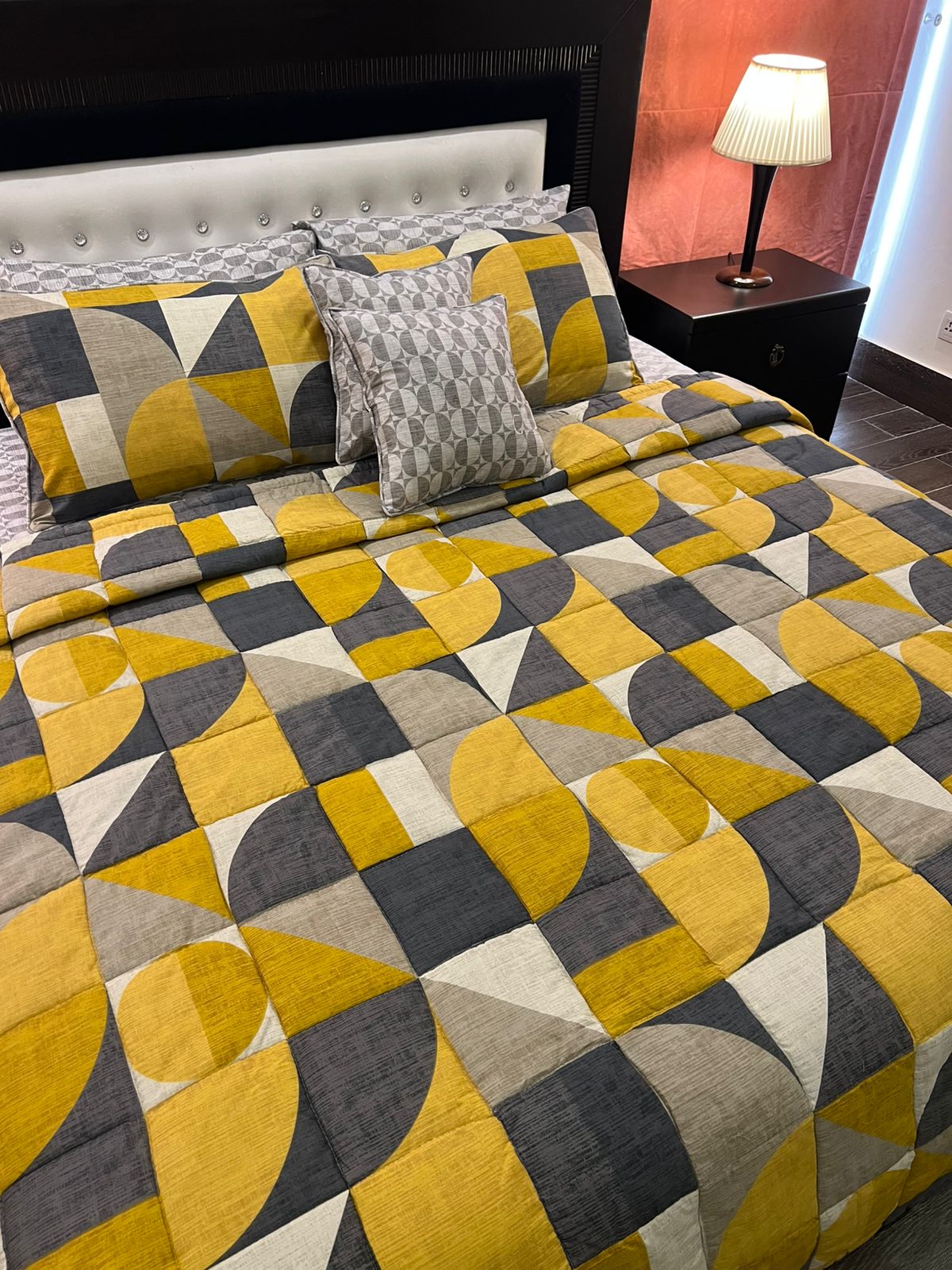 IV613 Cotton Comforter Set - Light Filling