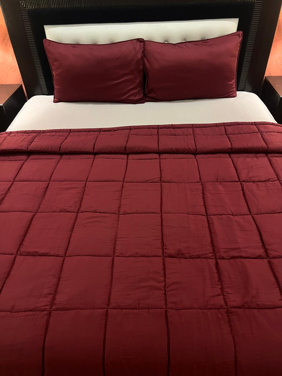 IV569 Luxury Cotton Satin Comforter Set - Light Filling