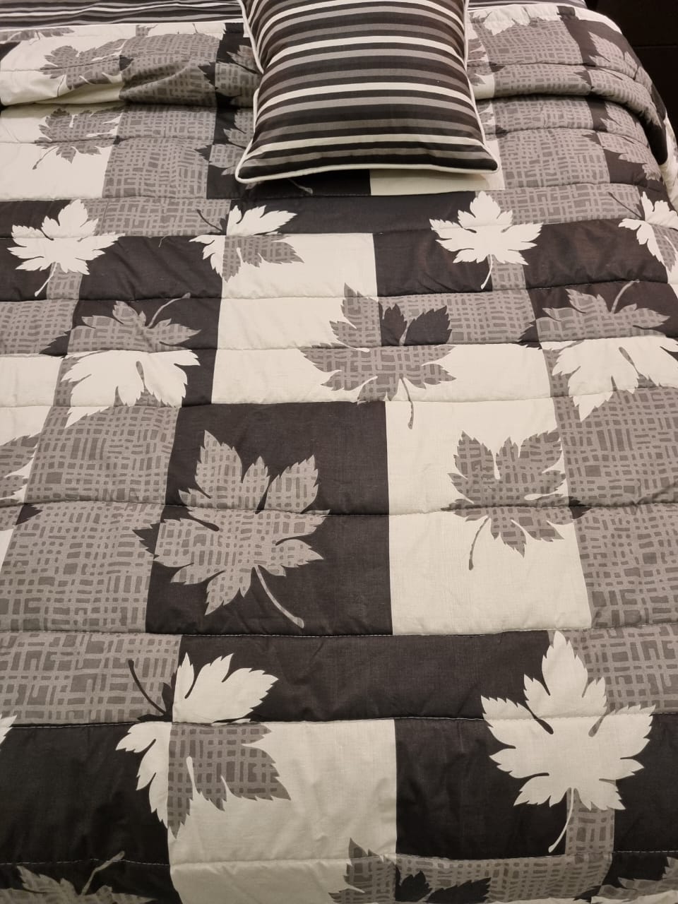 IV493 Cotton Duvet Cover Set - Without Filling