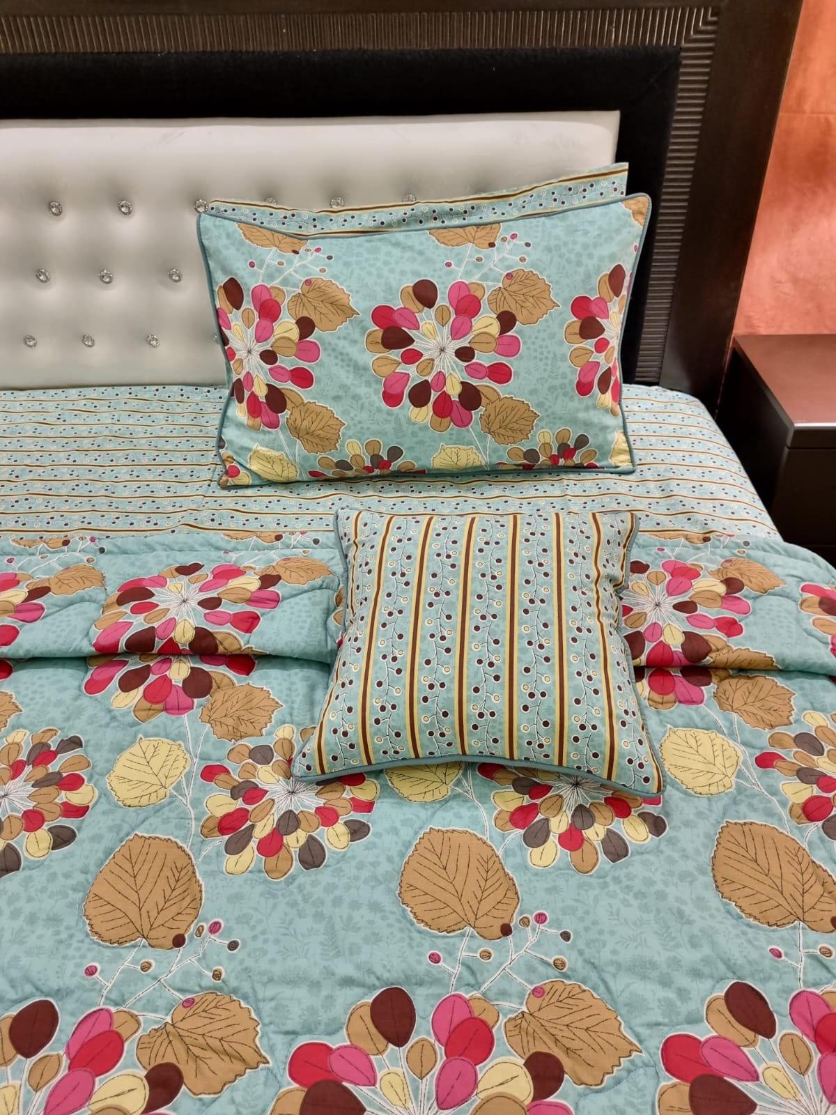IV506 Cotton Comforter Set - Light Filling