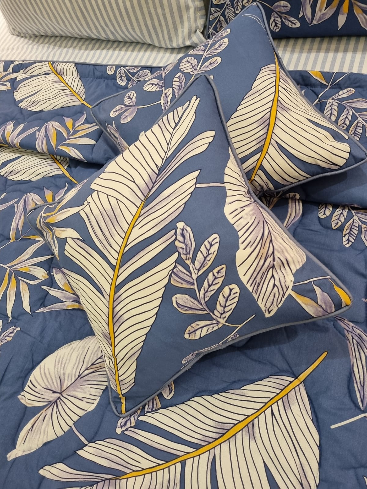 IV508 Duvet Cover Set - Without Filling