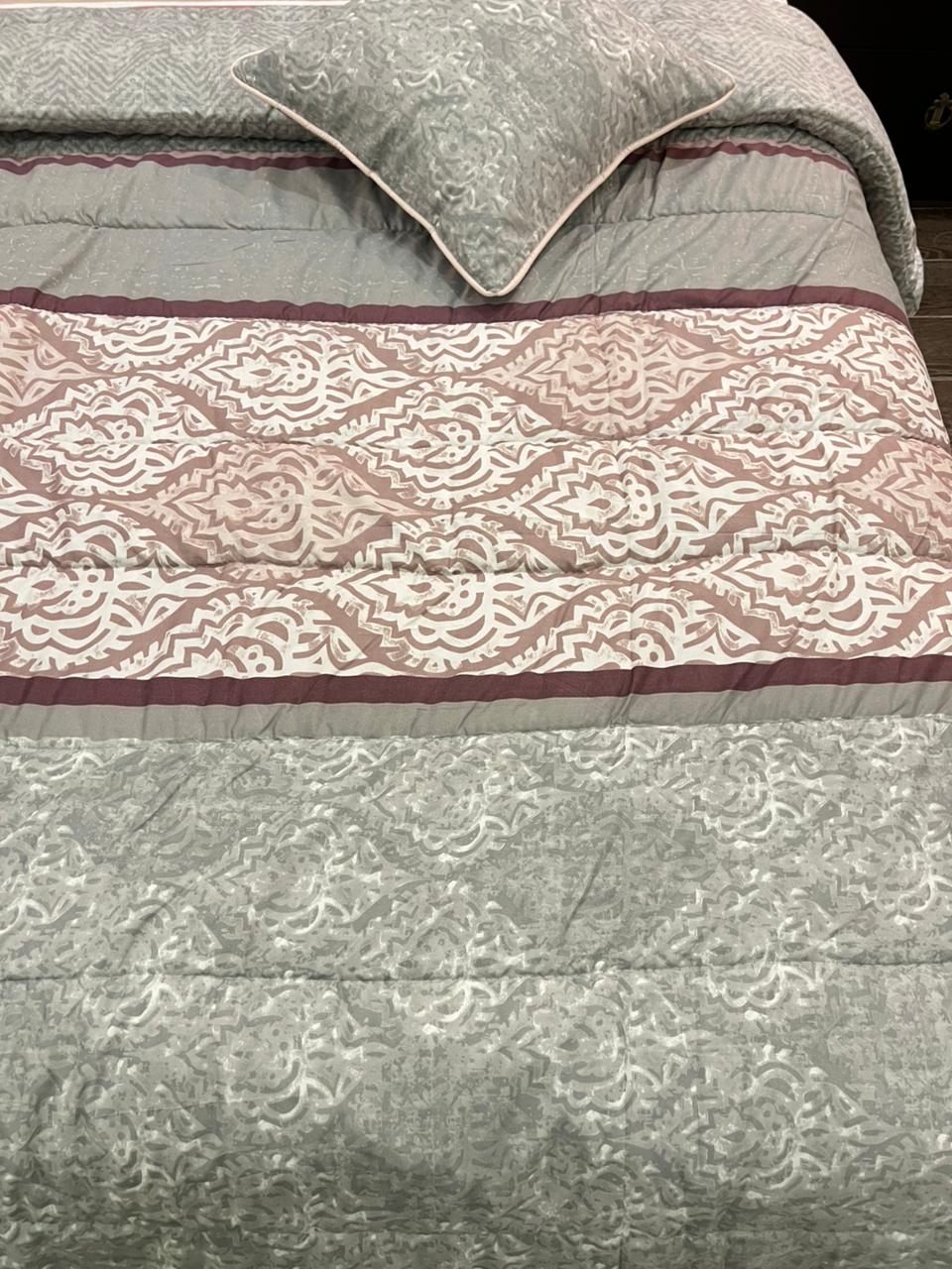 IV582 Cotton Comforter Set - Light Filling