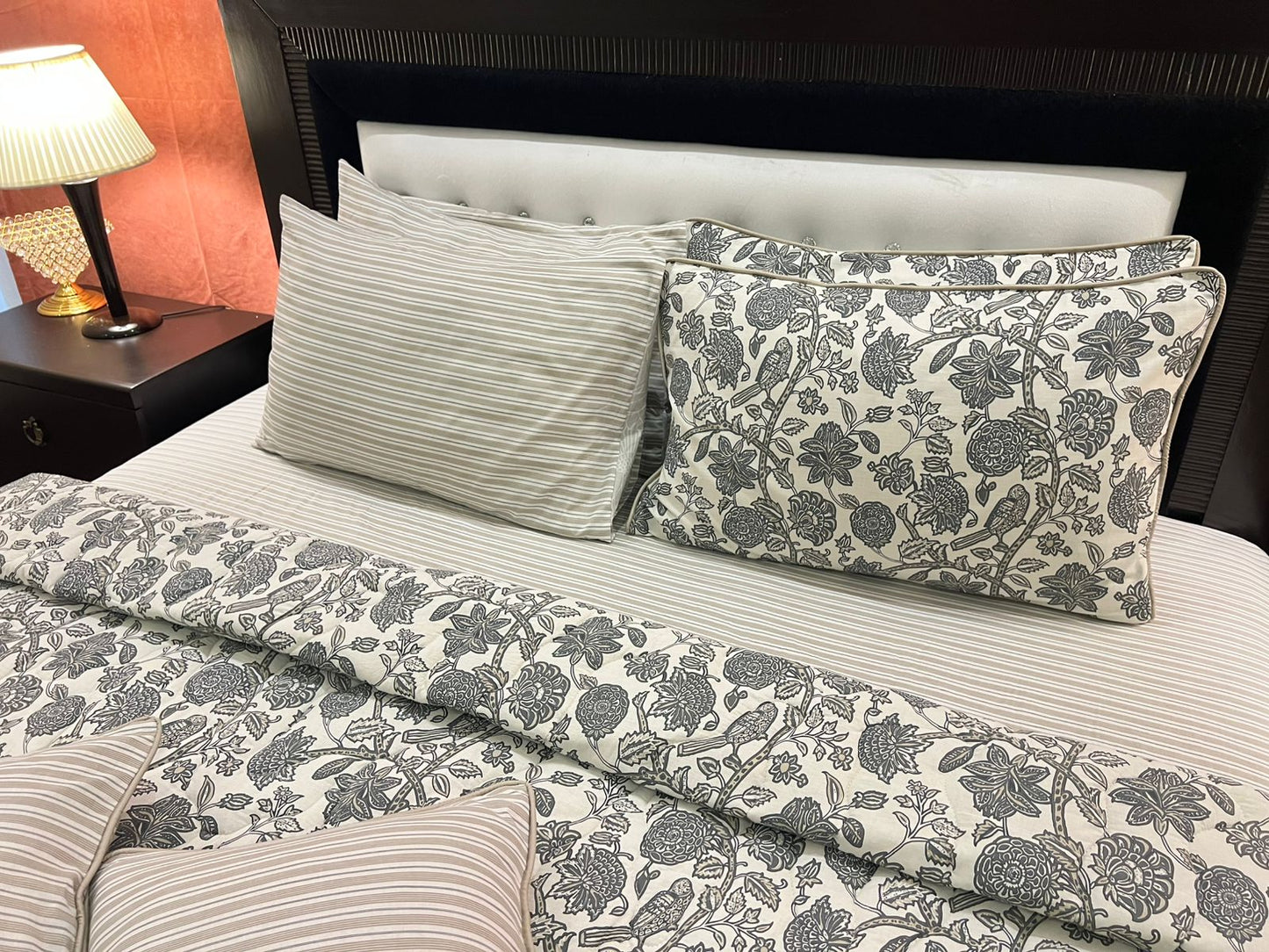 IV578 Cotton Comforter Set - Light Filling