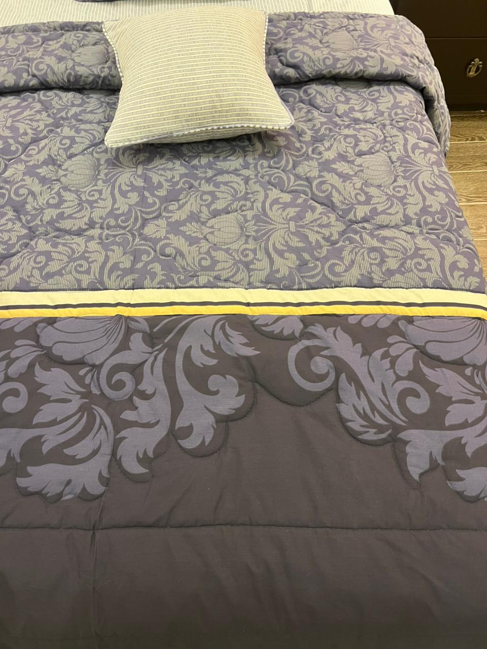 IV558 Cotton Comforter Set - Light Filling