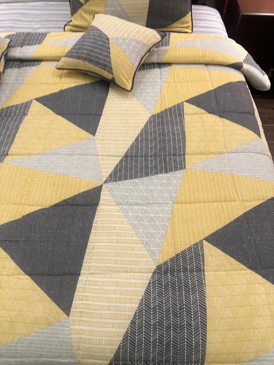IV553 Cotton Comforter Set - Light Filling