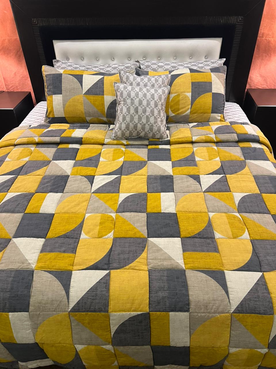 IV613 Cotton Comforter Set - Light Filling