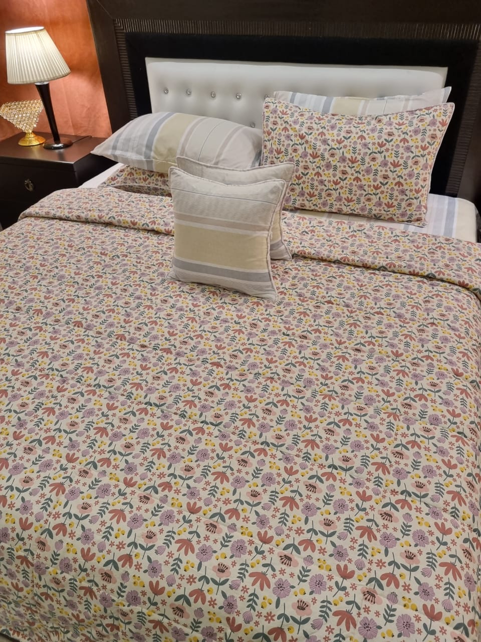 IV530 Cotton Comforter Set - Light Filling