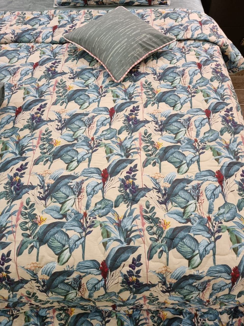 IV529 Cotton Comforter Set - Light Filling