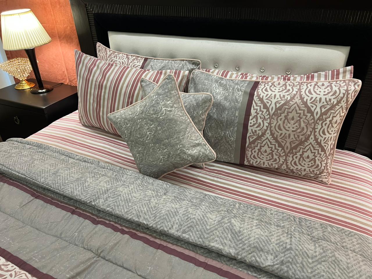 IV582 Cotton Comforter Set - Light Filling
