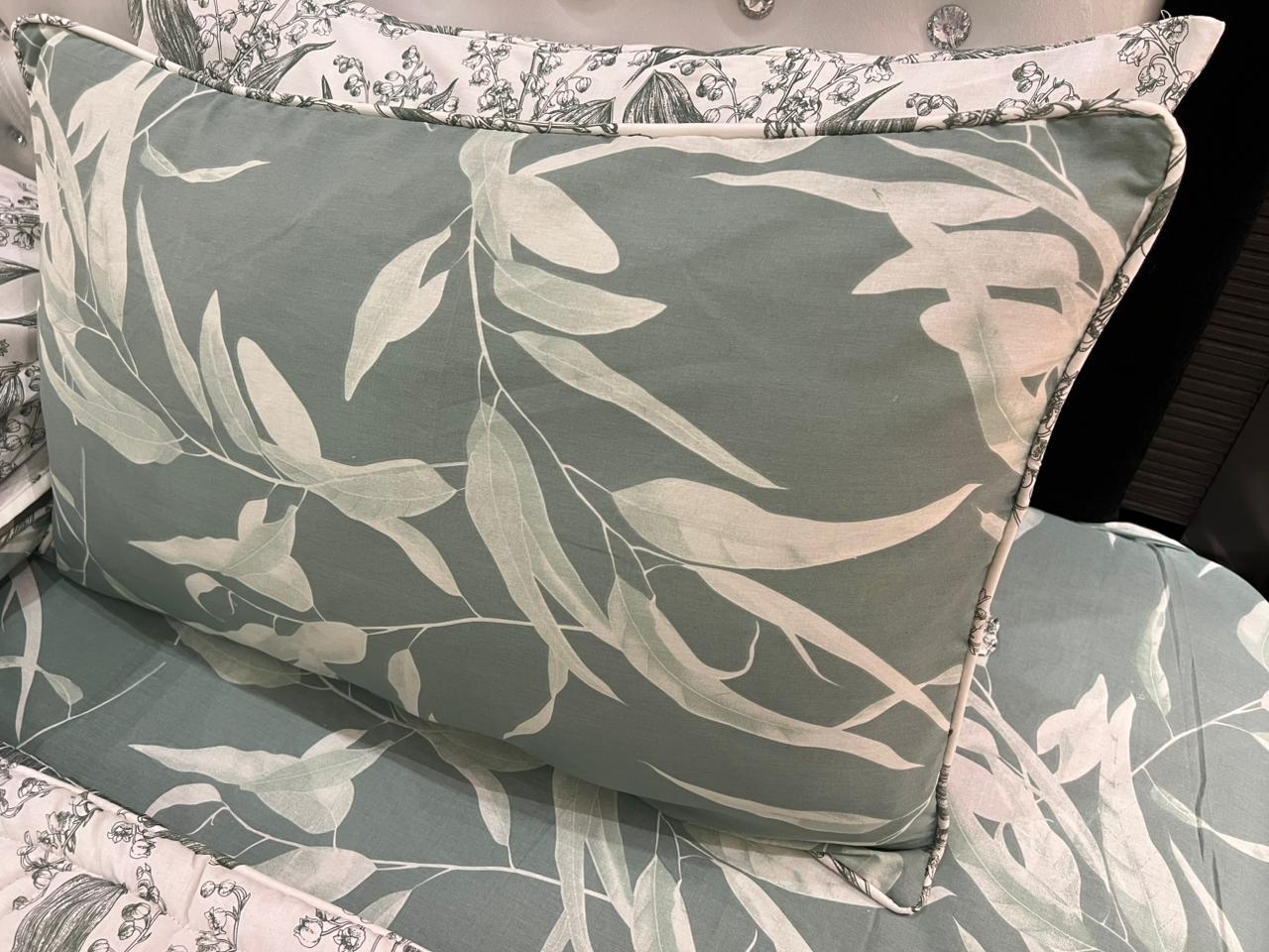 IV570 Cotton Comforter Set - Light Filling