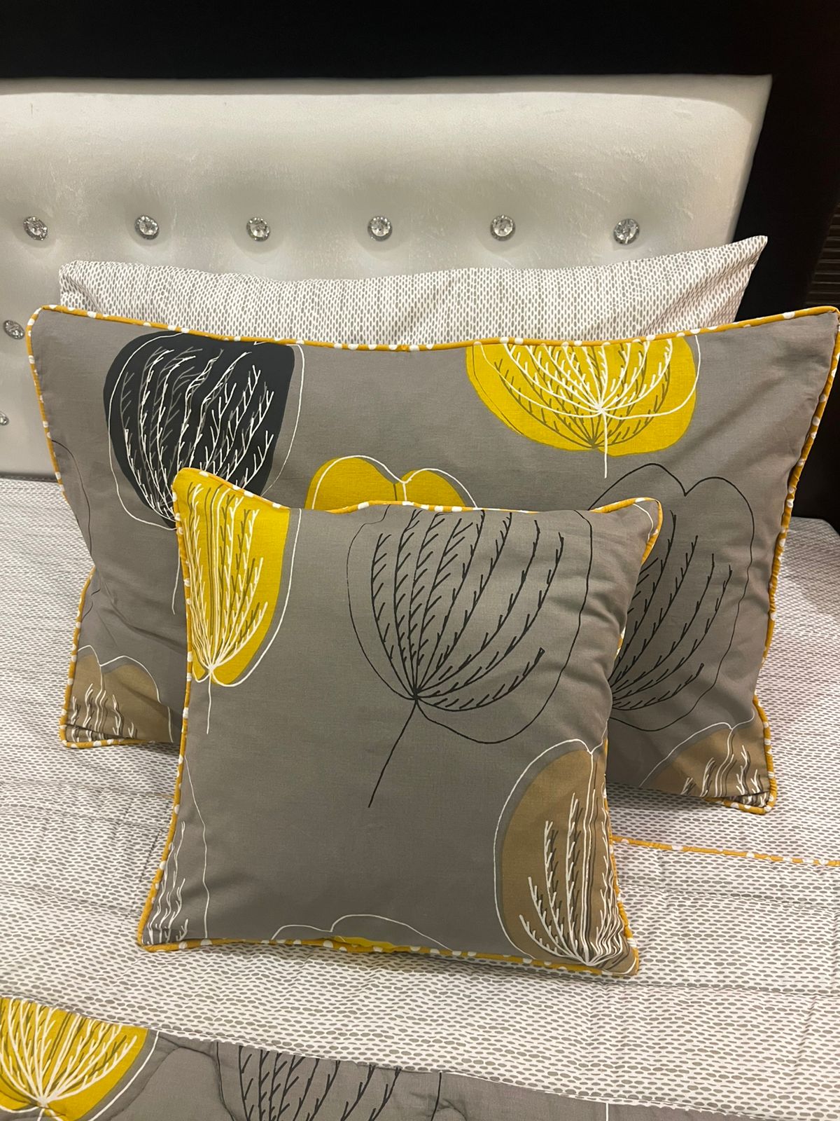 IV651 Cotton Duvet Cover Set - Without Filling