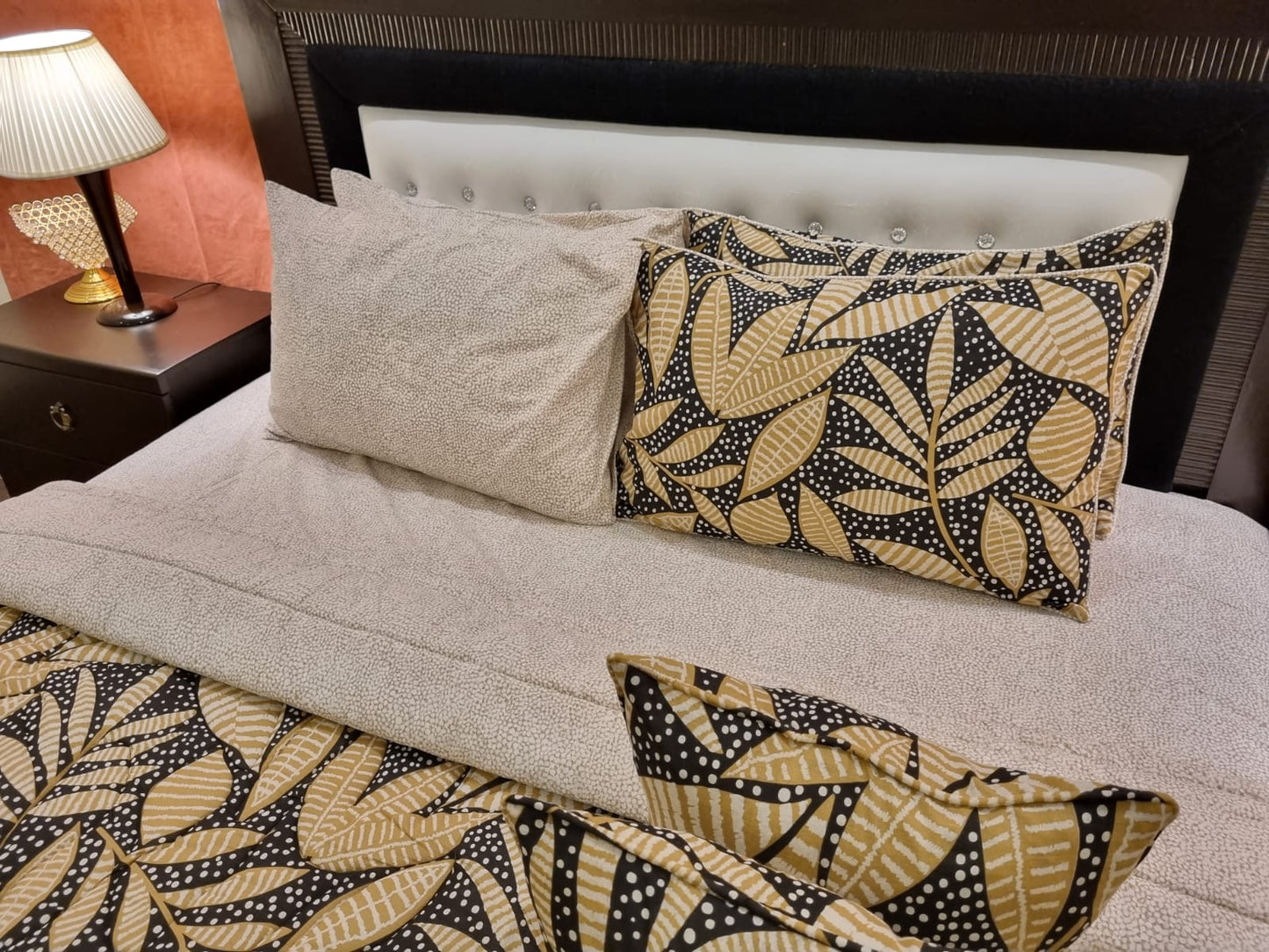 IV399 Cotton Comforter Set - Light Filling