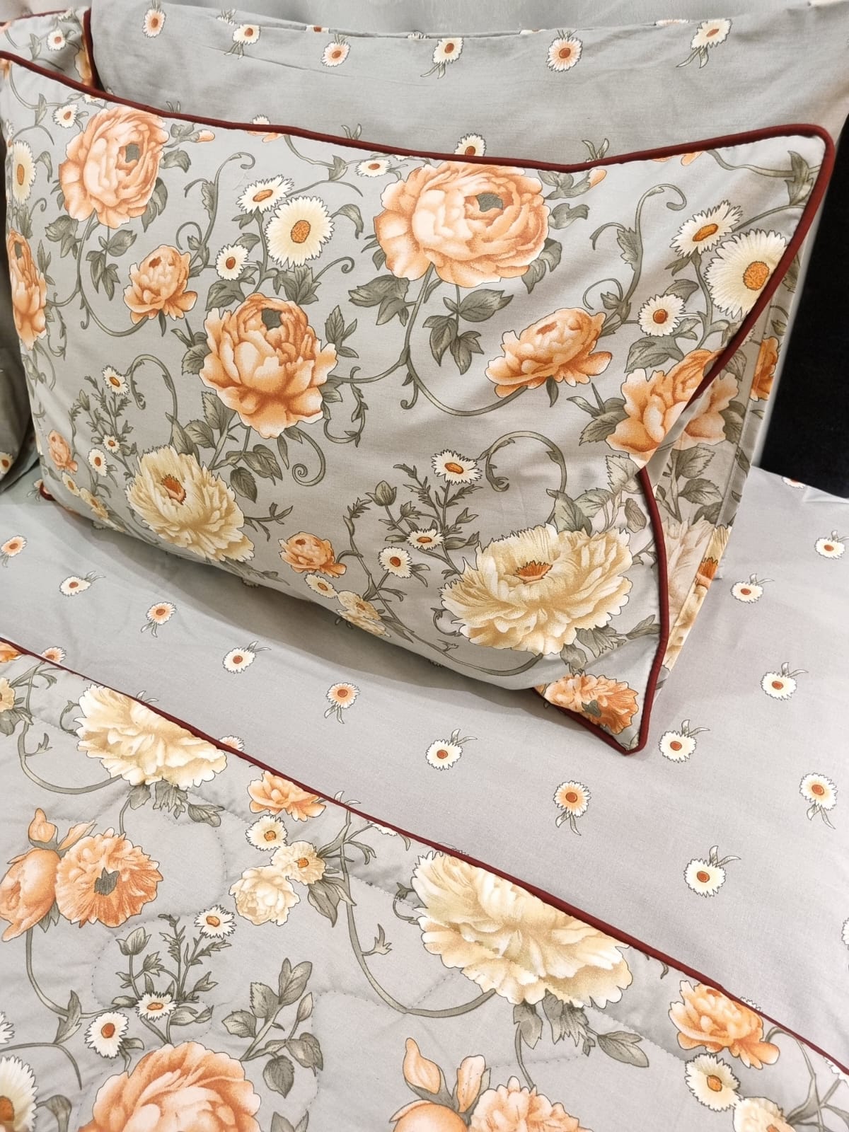 IV515 Cotton Comforter Set - Light Filling