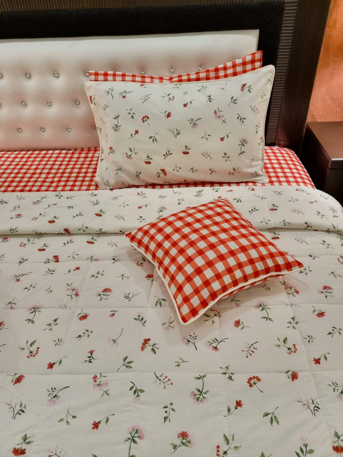 IV511 Duvet Cover Set - Without Filling