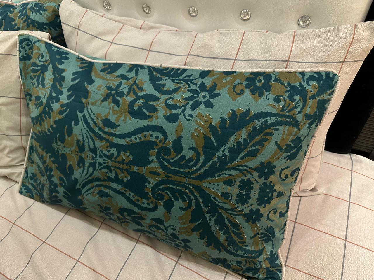 IV546 Cotton Comforter Set - Light Filling