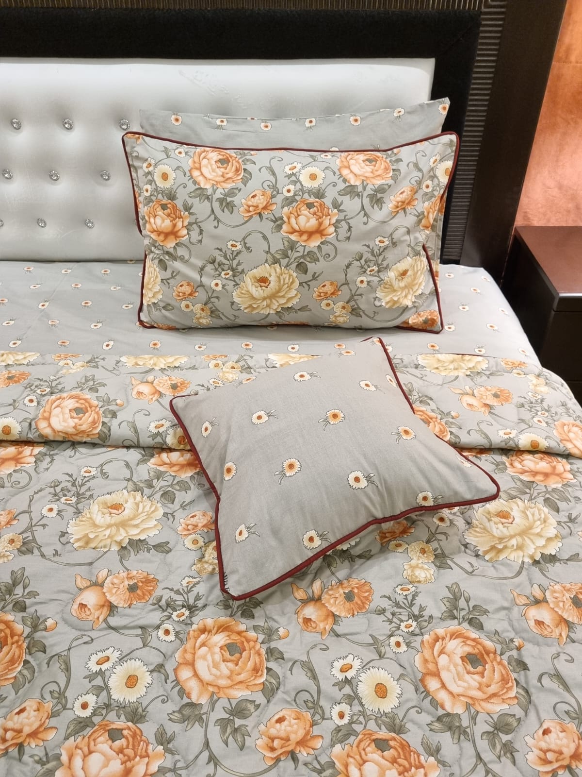 IV515 Cotton Comforter Set - Light Filling