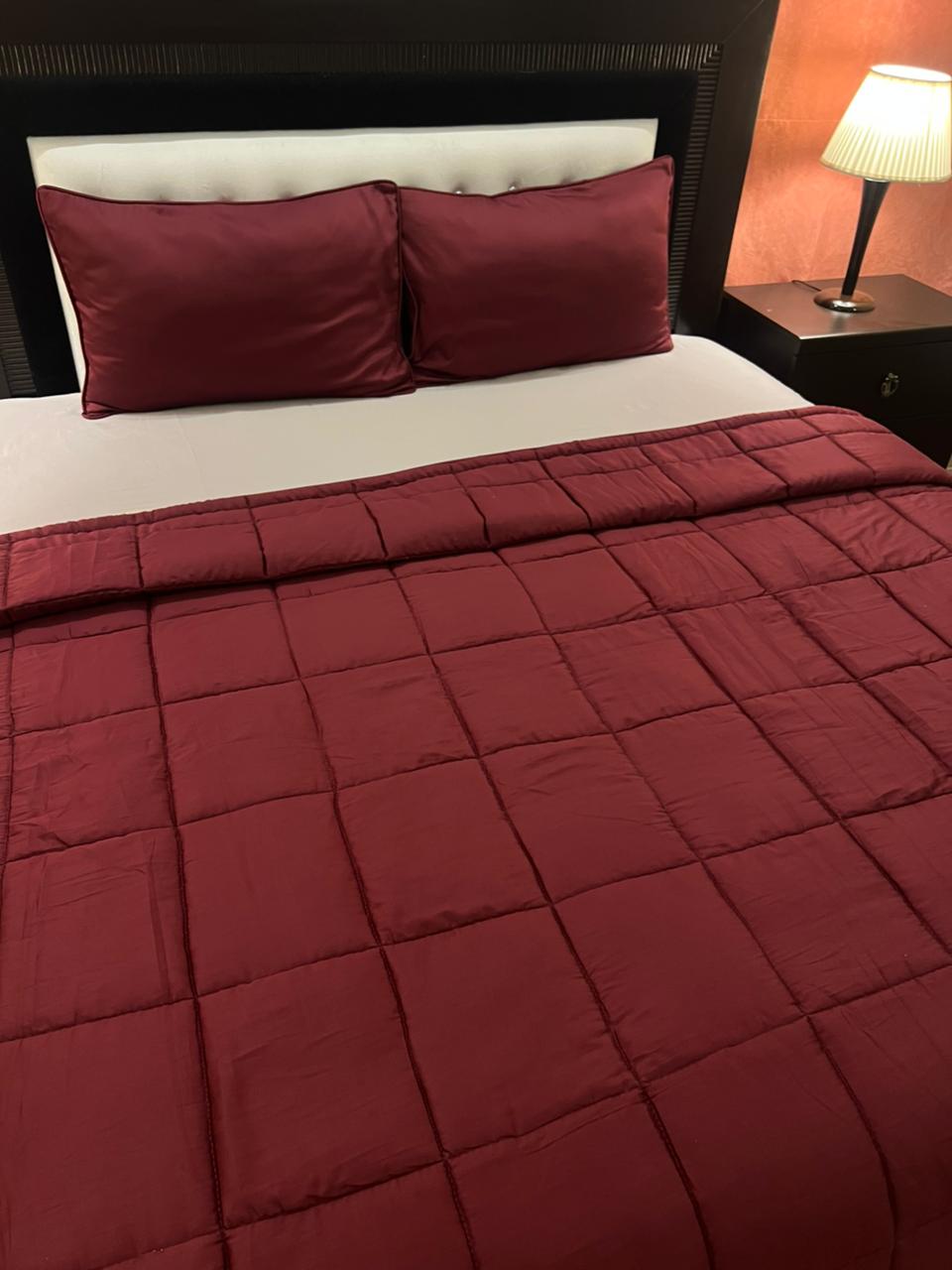 IV569 Luxury Cotton Satin Comforter Set - Light Filling