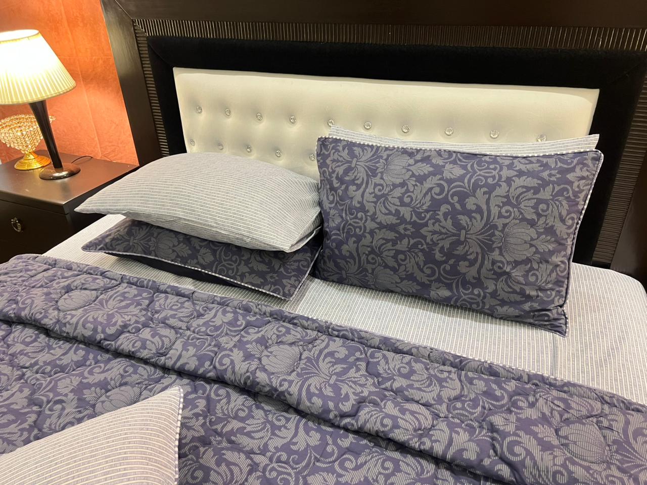 IV558 Cotton Comforter Set - Light Filling