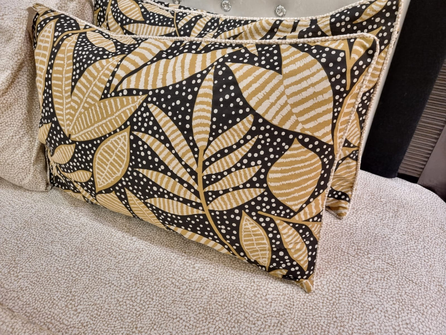 IV399 Cotton Comforter Set - Light Filling