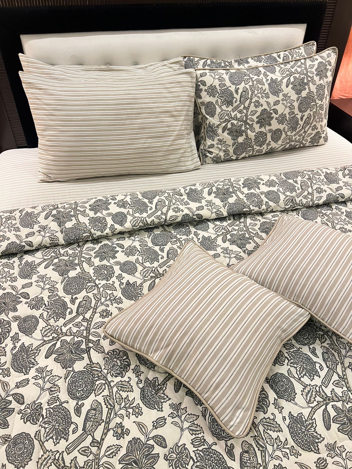 IV578 Cotton Comforter Set - Light Filling