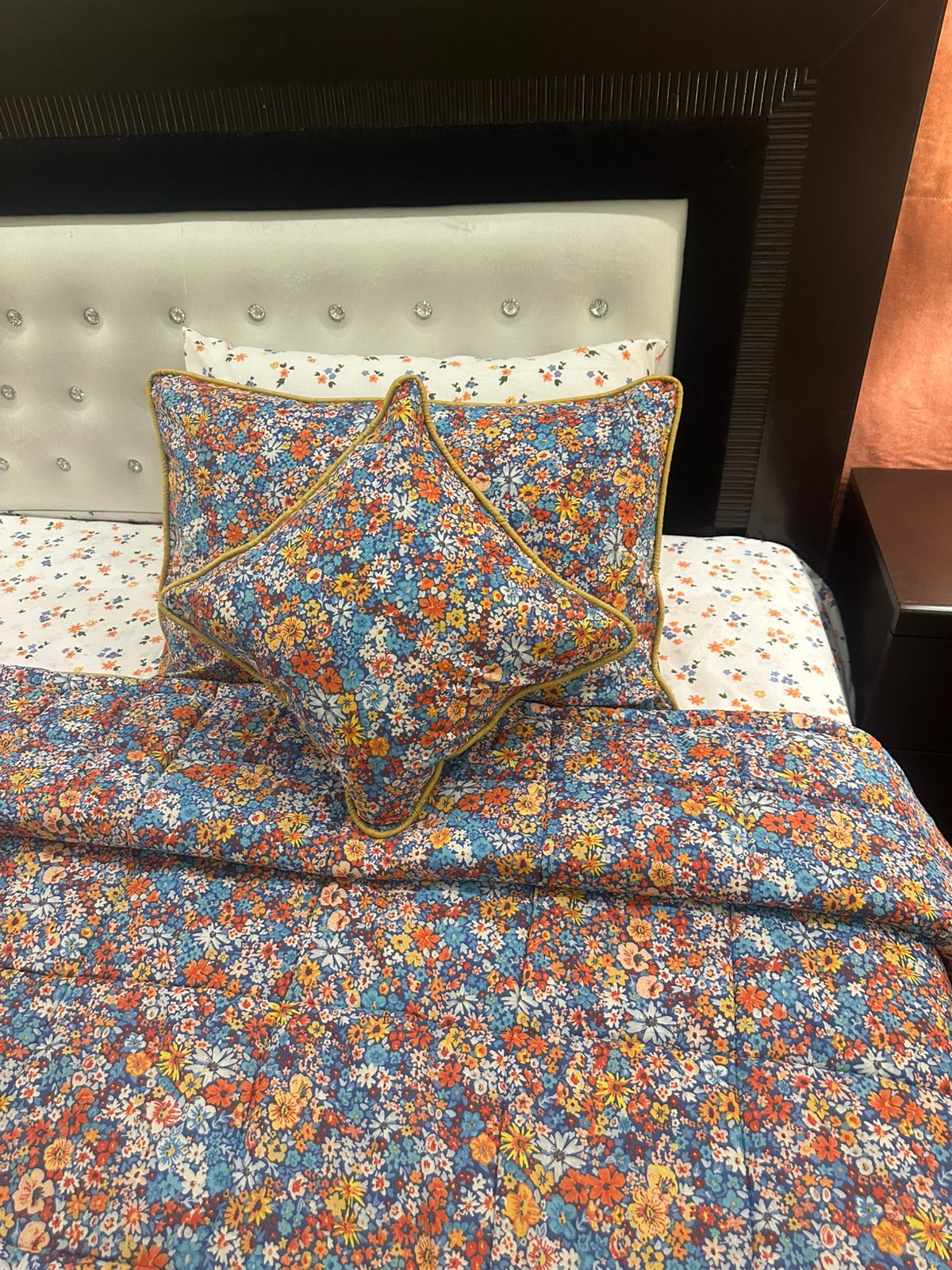 IV595 Cotton Comforter Set - Light Filling
