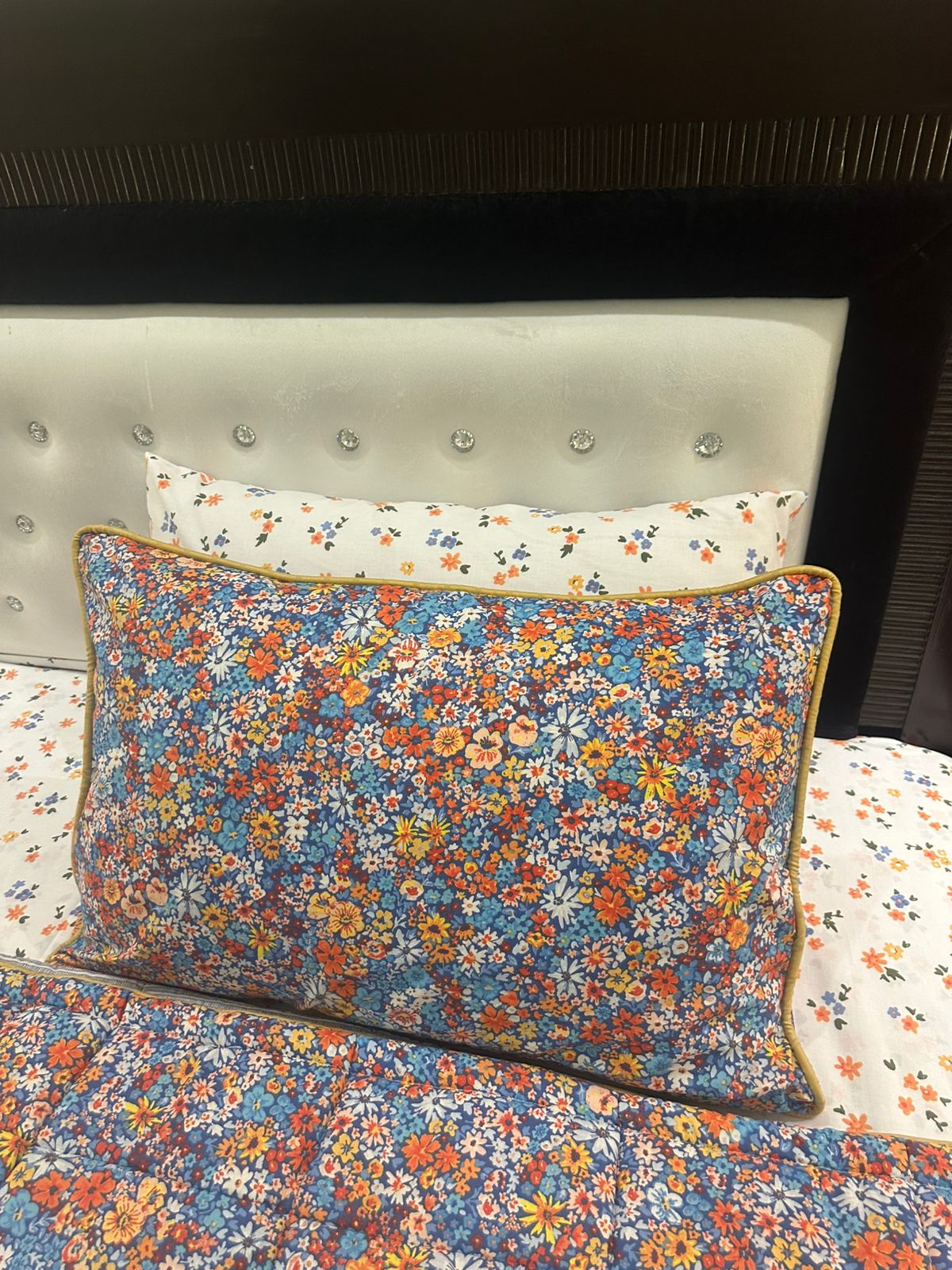 IV595 Cotton Comforter Set - Light Filling