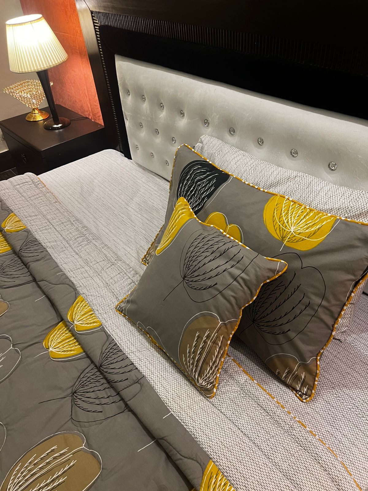 IV651 Cotton Duvet Cover Set - Without Filling