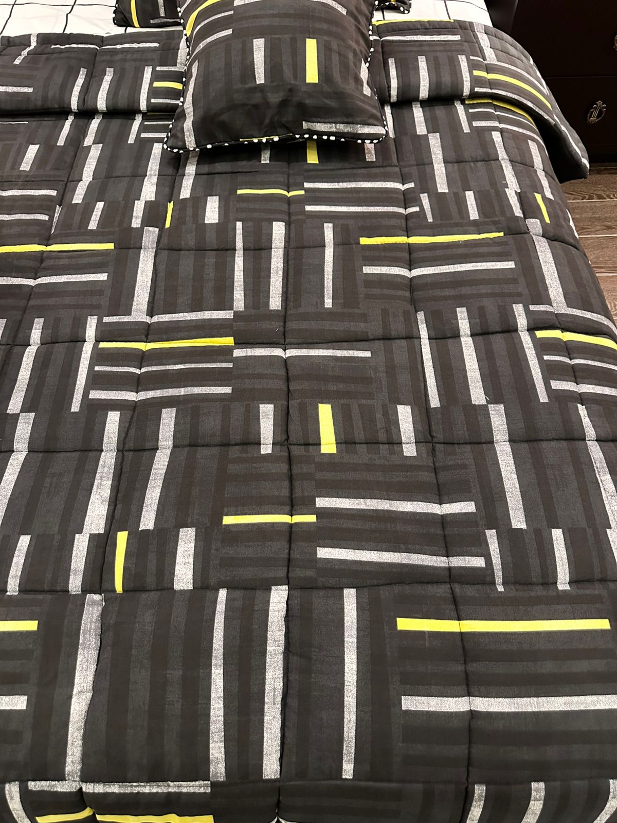 IV533 Cotton Comforter Set - Light Filling
