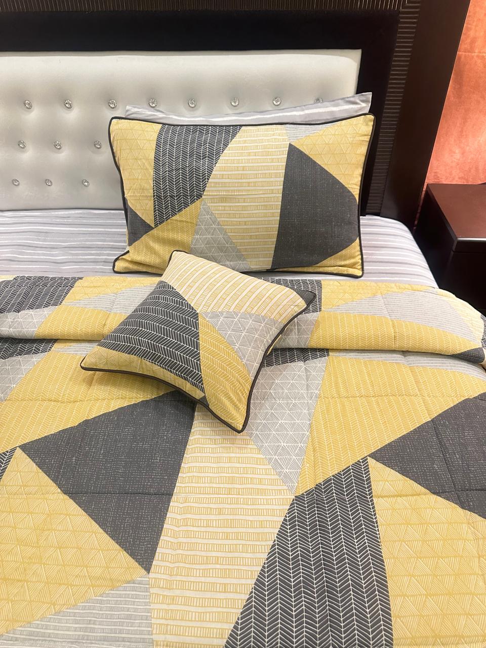 IV553 Cotton Comforter Set - Light Filling