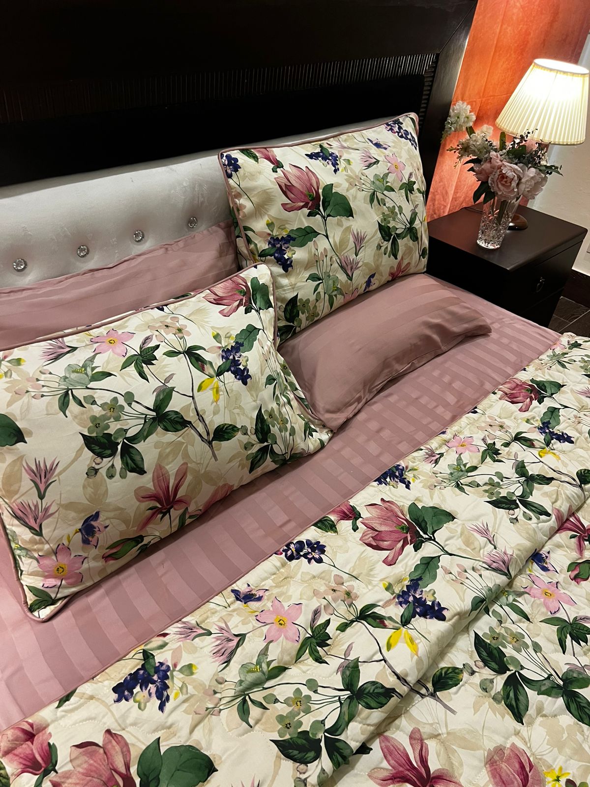 IV645 Luxury Cotton Satin Comforter Set - Light Filling
