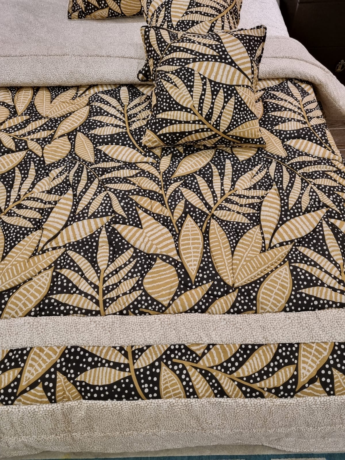 IV399 Cotton Comforter Set - Light Filling