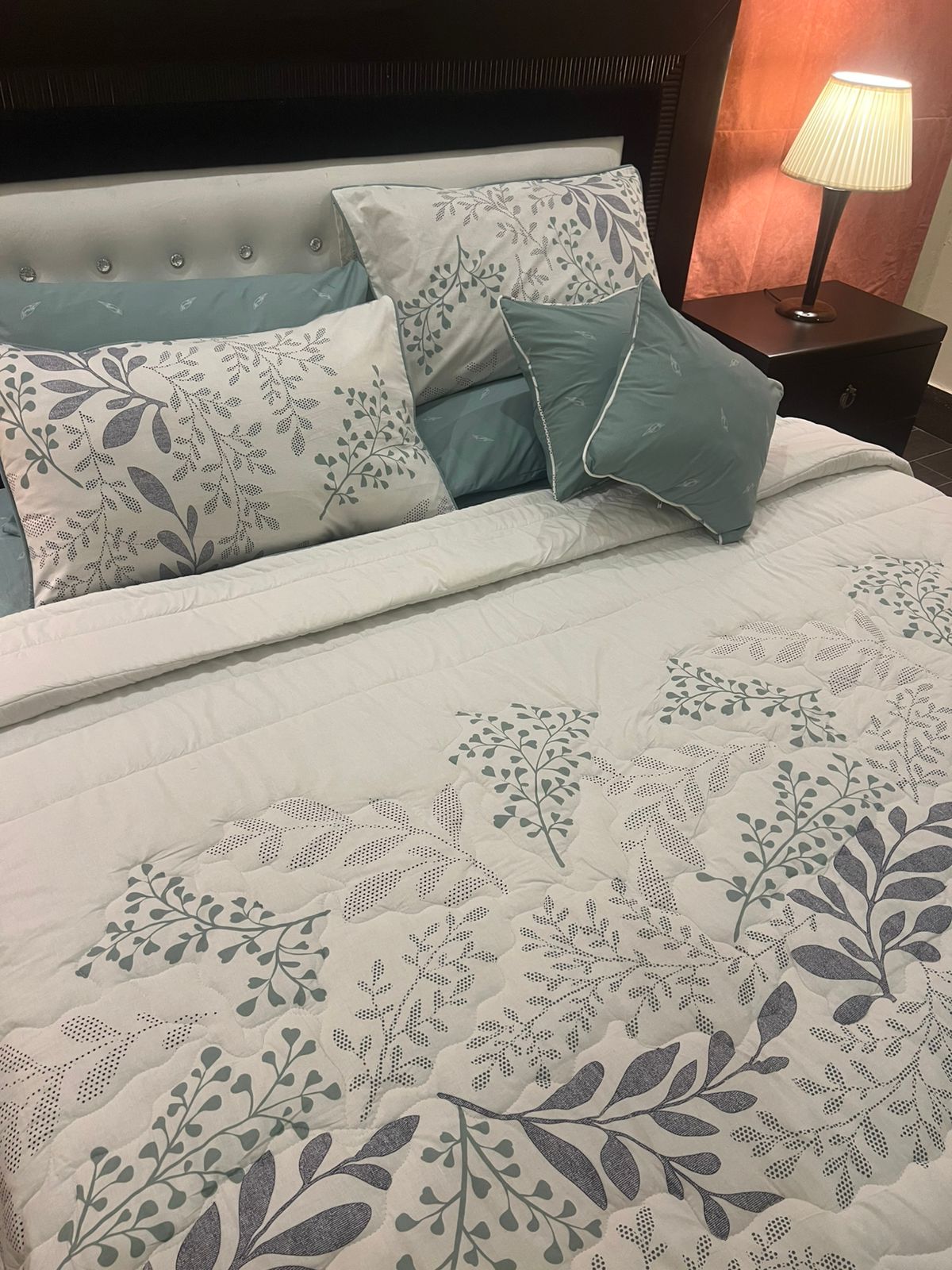 IV622 Cotton Comforter Set - Light Filling