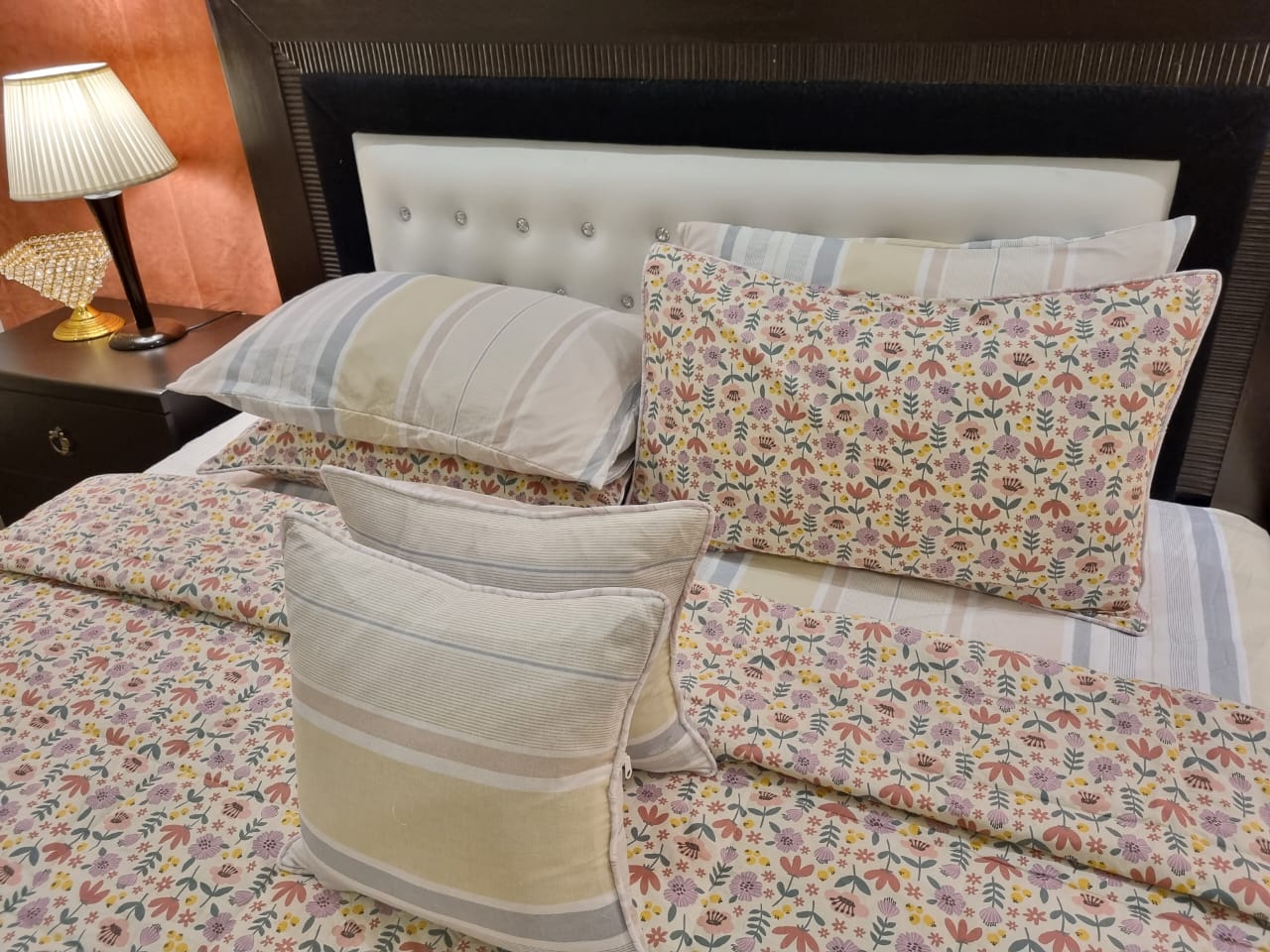 IV530 Cotton Comforter Set - Light Filling