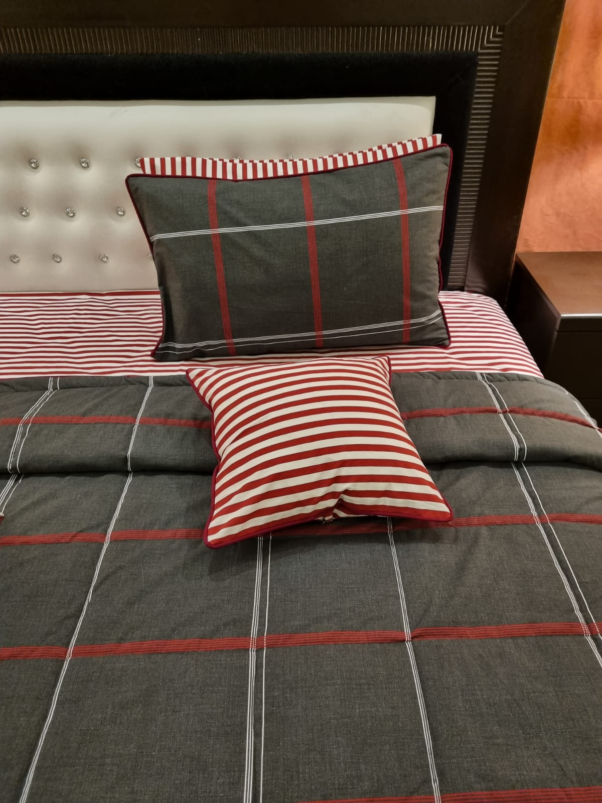 IV512 Duvet Cover Set - Without Filling