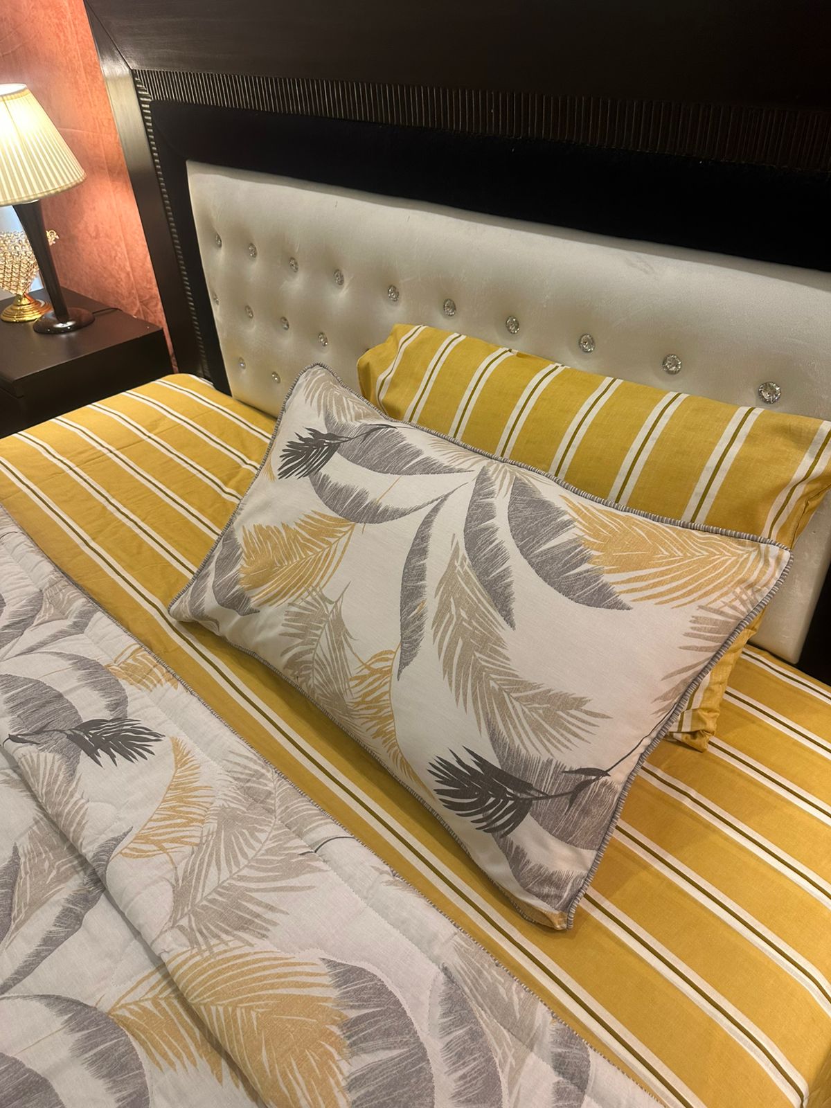 IV590 Cotton Comforter Set - Light Filling