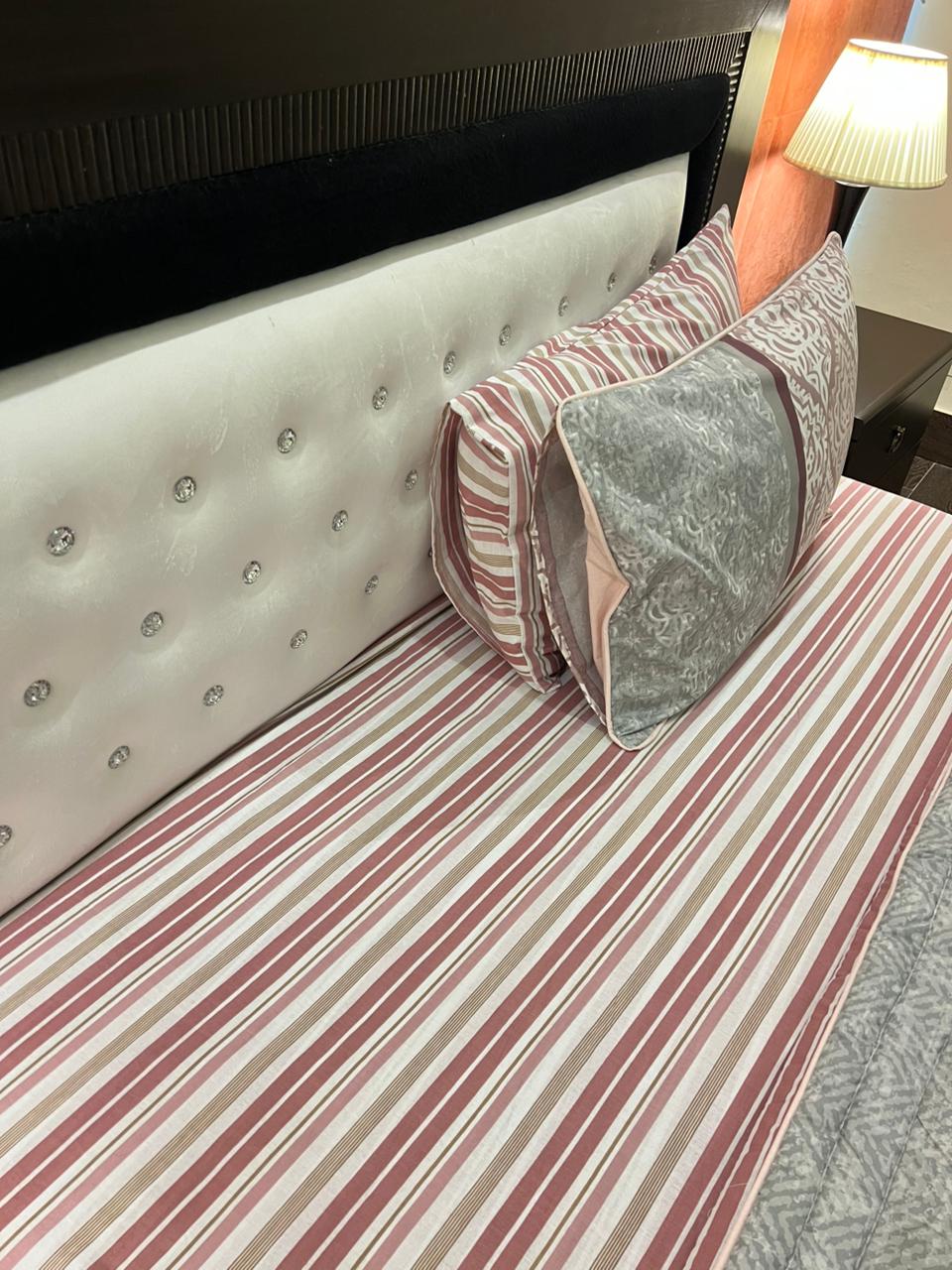 IV582 Cotton Comforter Set - Light Filling