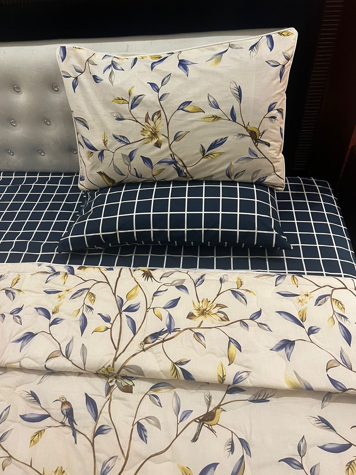 IV639 Cotton Comforter Set - Light Filling