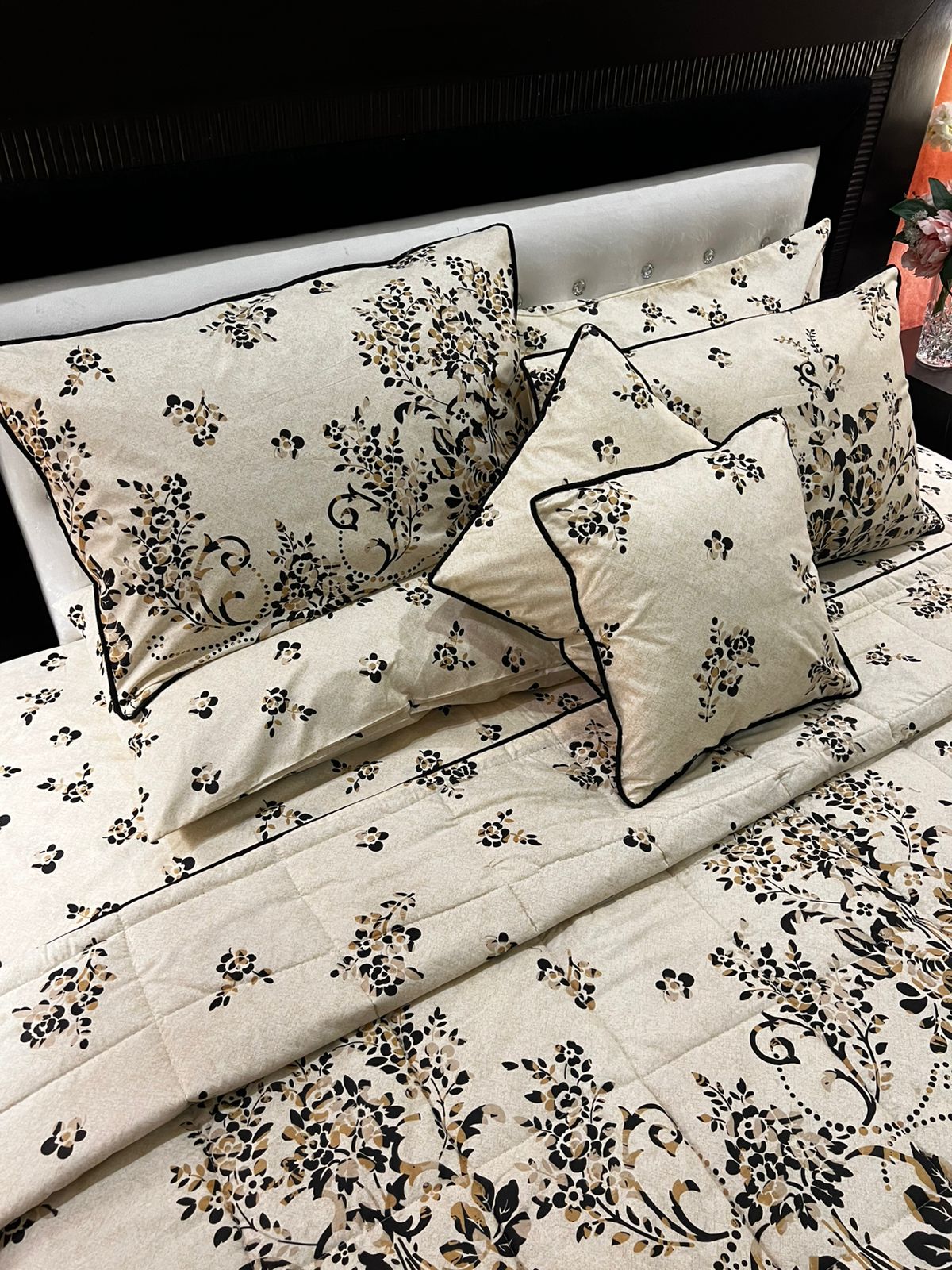 IV681 Cotton Comforter Set - Light Filling