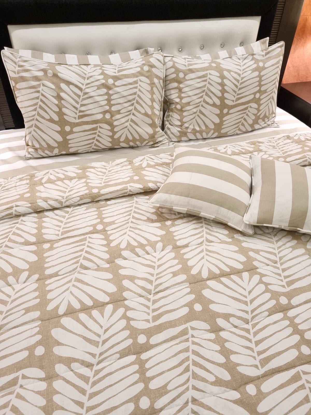 IV507 Duvet Cover Set - Without Filling