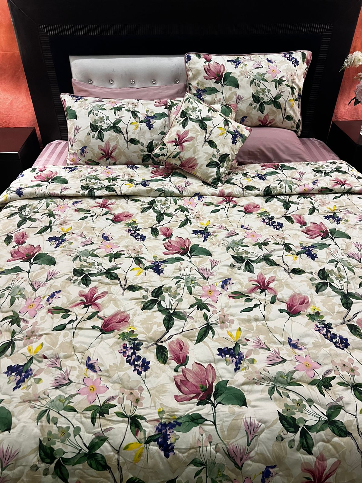 IV645 Luxury Cotton Satin Comforter Set - Light Filling