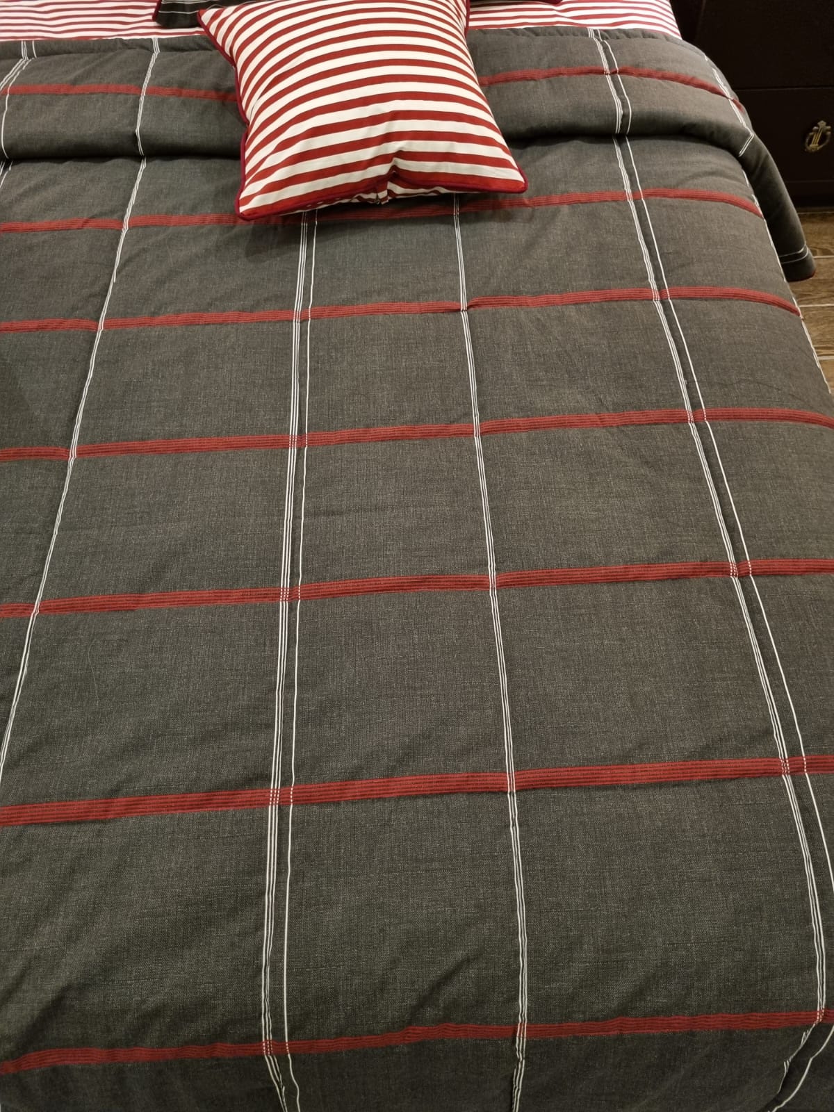 IV512 Cotton Comforter Set - Light Filling