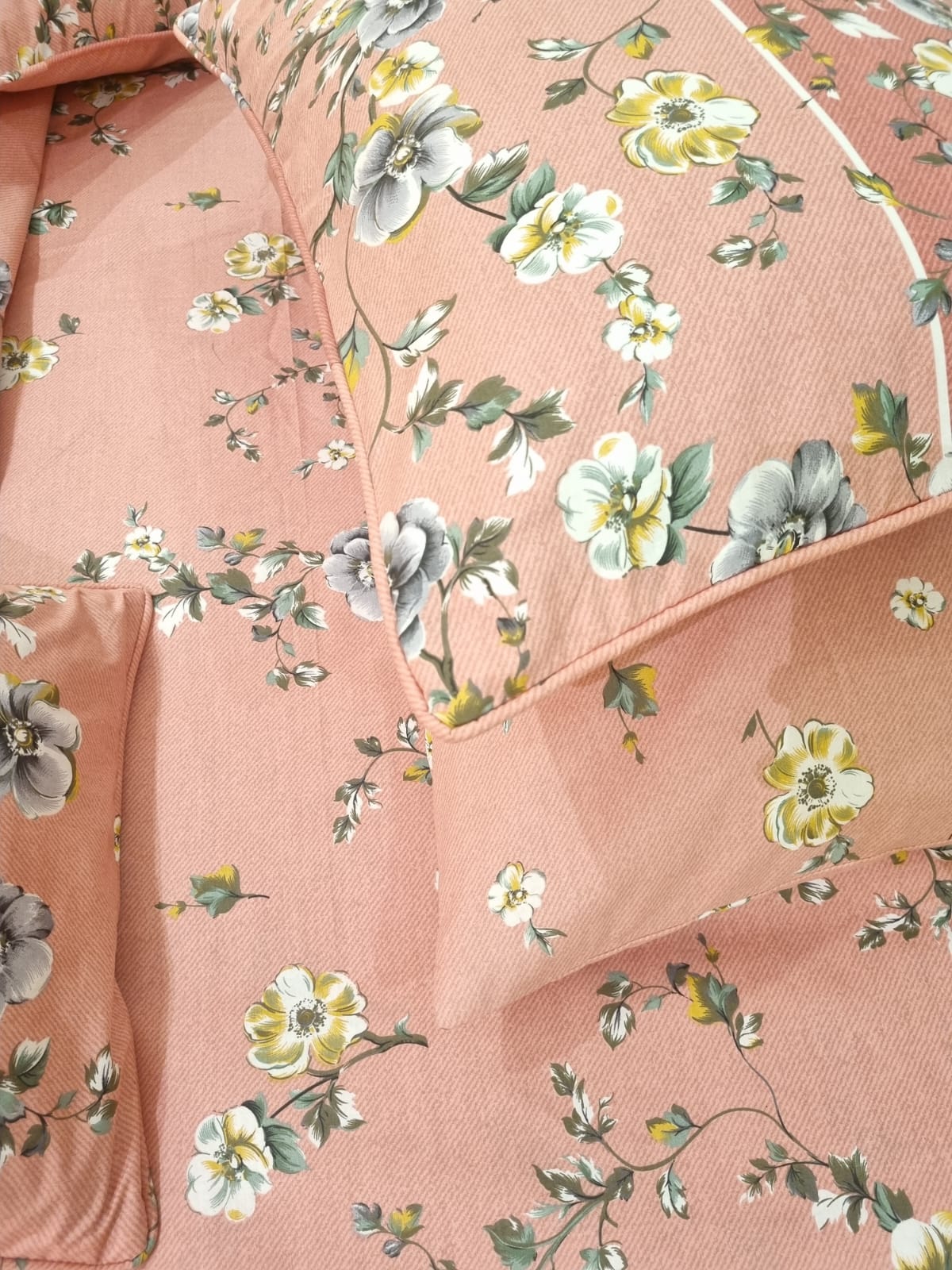 IV425 Cotton Comforter Set - Light Filling